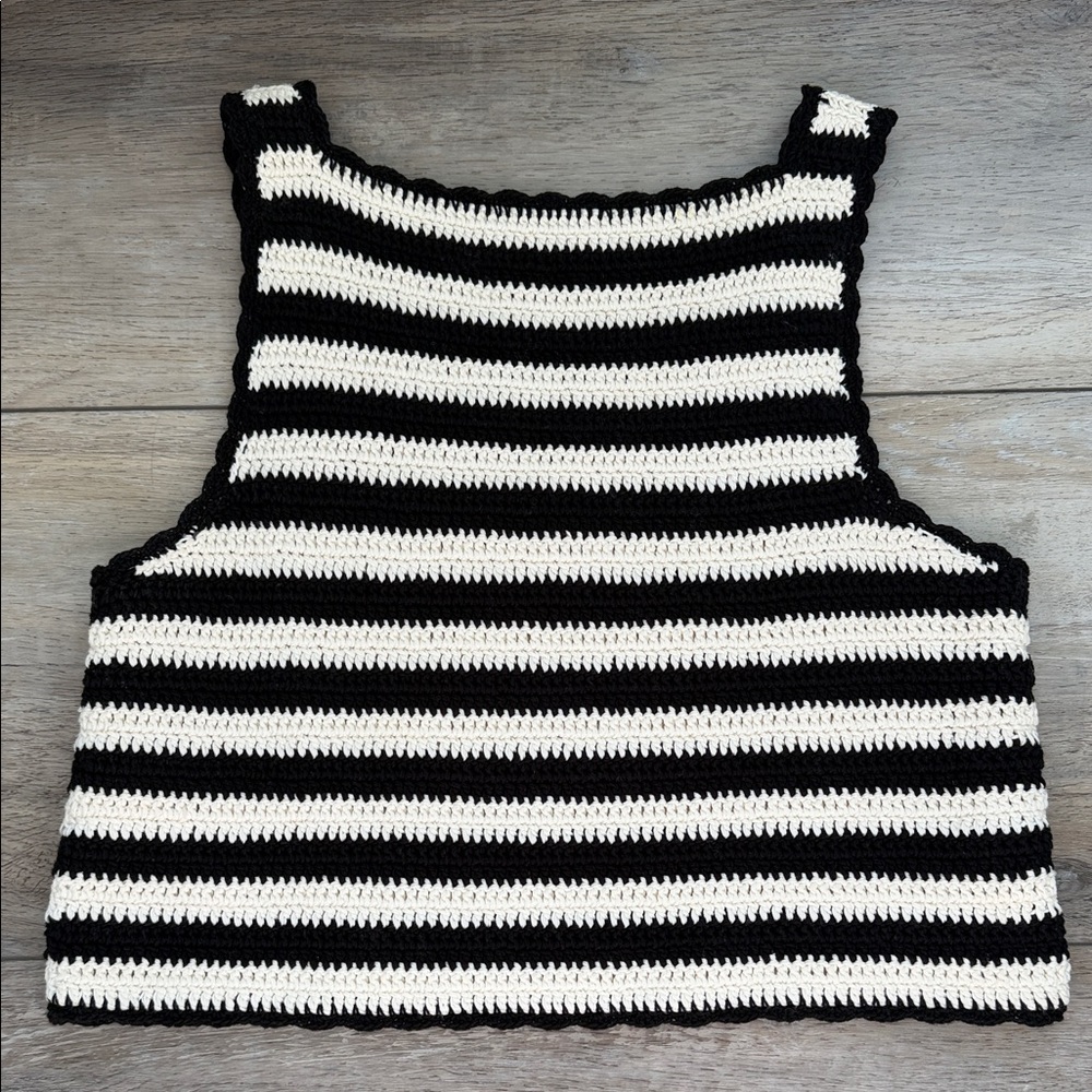 Celine Black and White Striped Crochet knit crop Top - Picture 4 of 4
